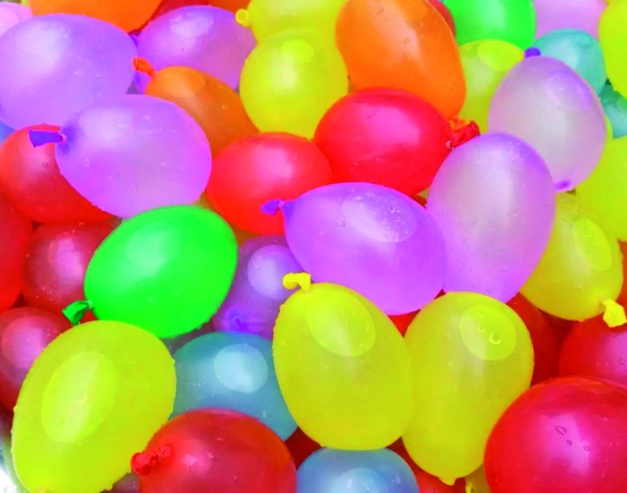 GLOBOS DE AGUA